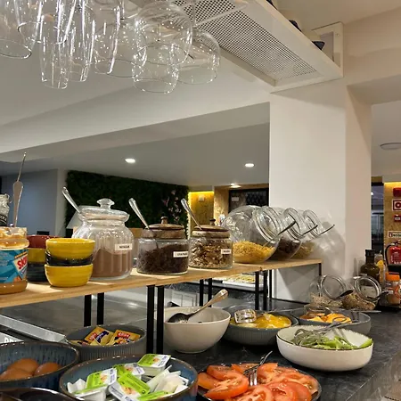 Alma Candida 23 3* Azenhas